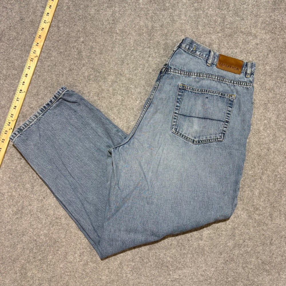 Nautica Mens Relaxed Fit Light Wash Denim Jeans 100% Cotton Size 38x28